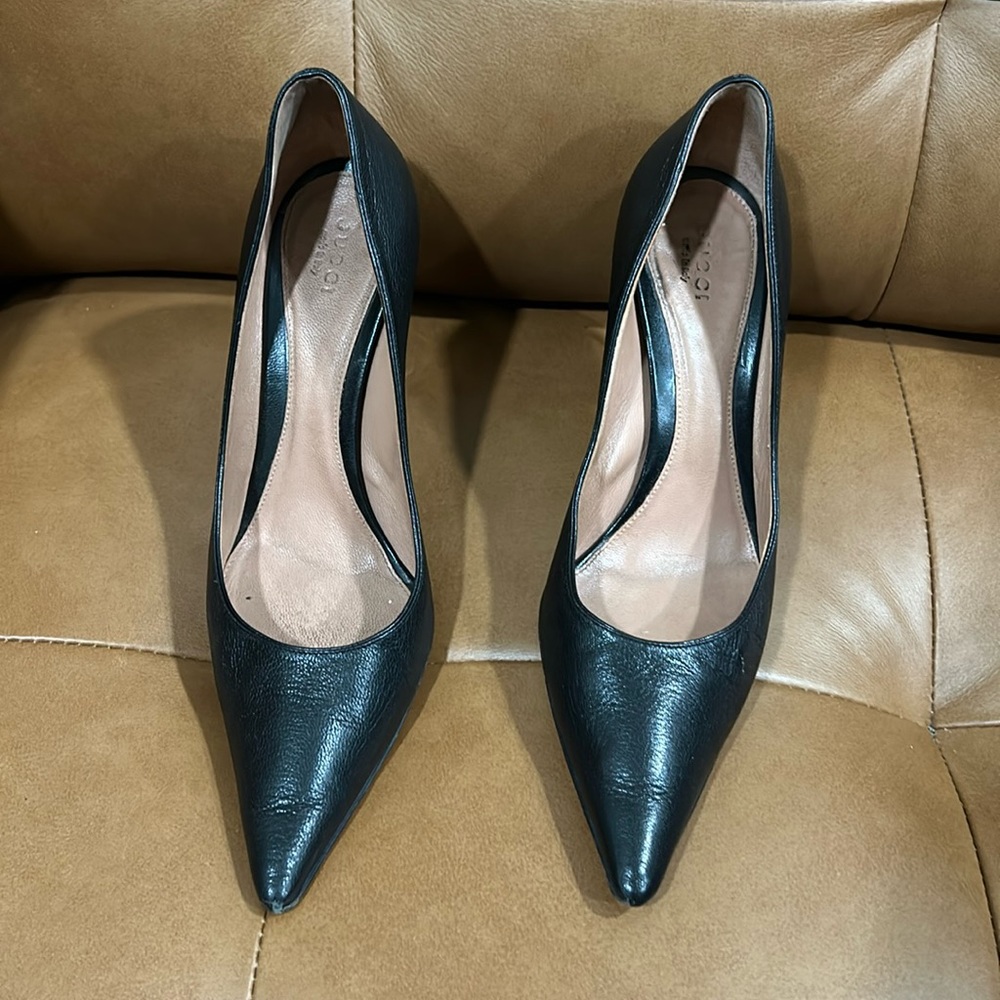 Gucci Black Leather Point Toe Malibu Heel Pumps Sz 7